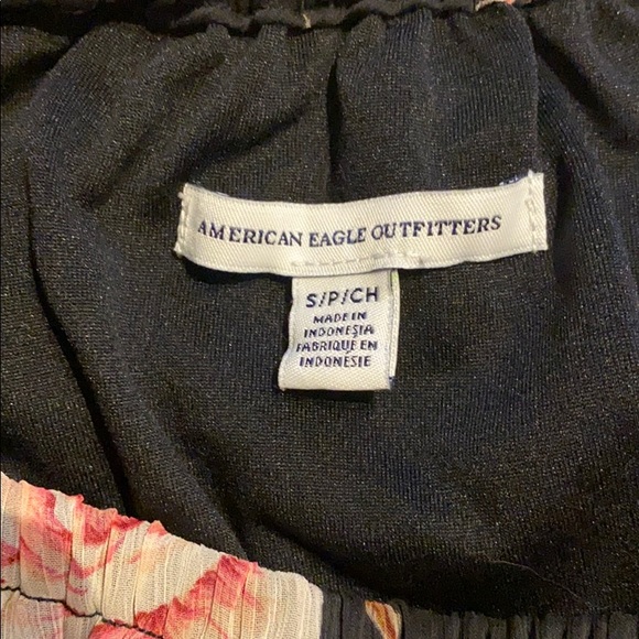 American Eagle Floral Long Sleeve Small - Picture 4 of 4